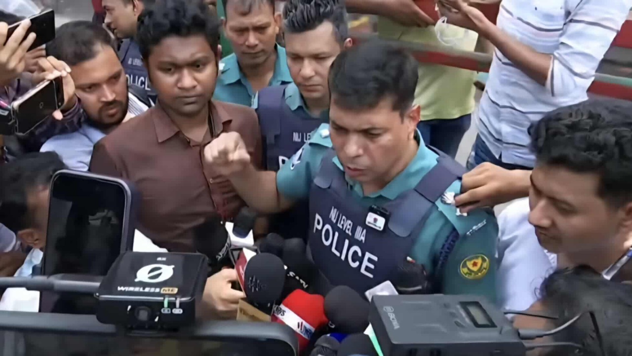 ঢাকা কলেজ-সিটি কলেজ শিক্ষার্থীদের সংঘর্ষ: যা বললো পুলিশ